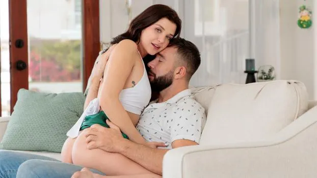 Jade Maris – March 2024 Fantasy Of The Month